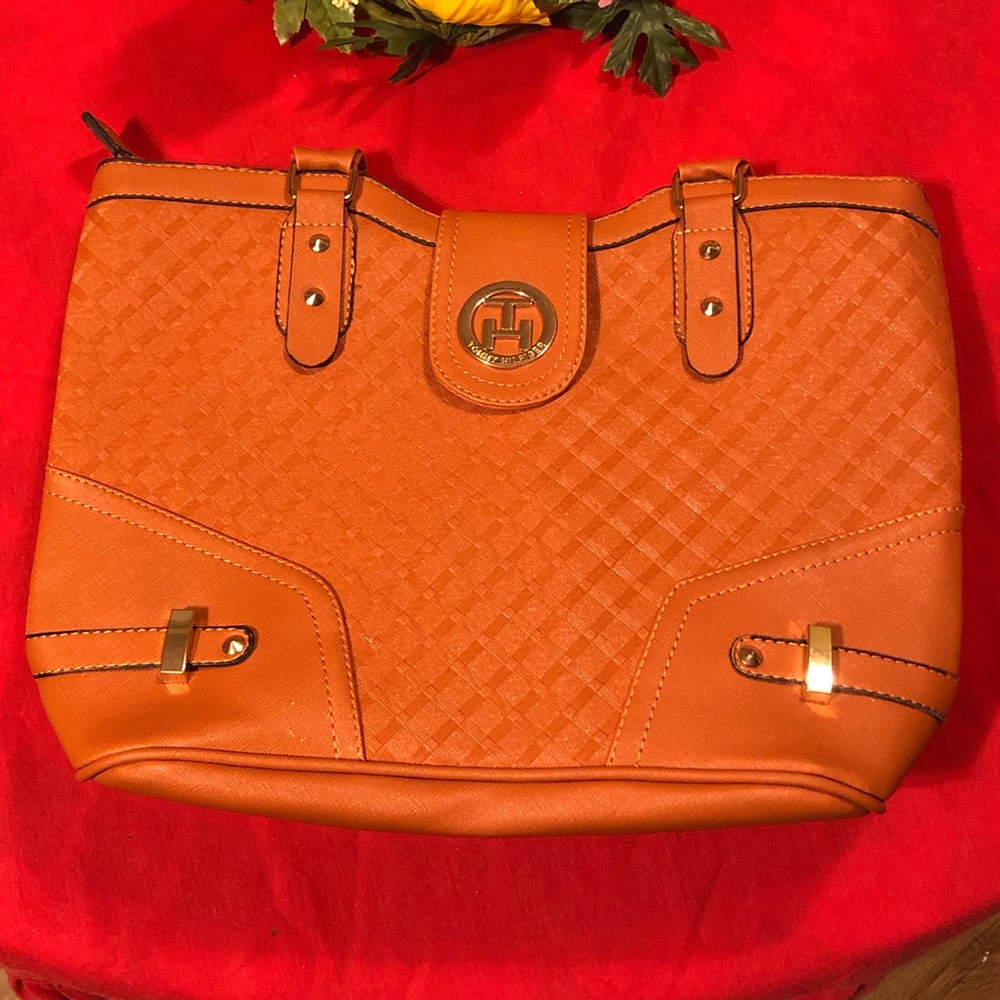 Beautiful Tommy Hilfiger Bag / Purse / Handbag